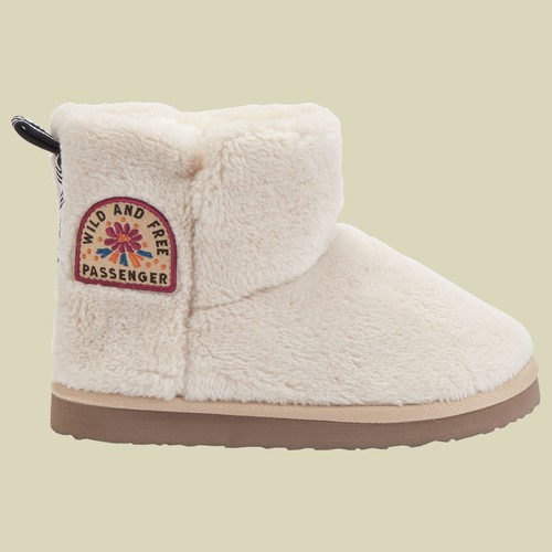 Passenger hideaway hut - passenger, slipper